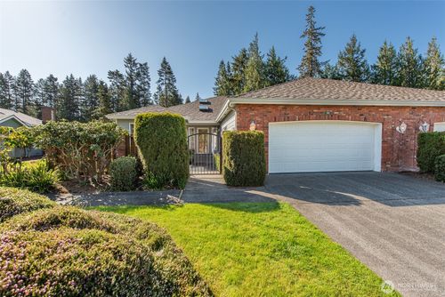 292 Foursome Dr, Sequim, WA, 98382-8558 | Card Image