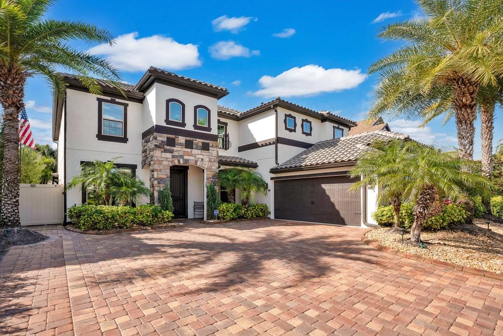 Fells Ln, Orlando, FL 32827