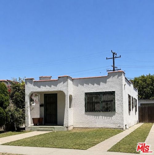 1020 Maple St, Inglewood, CA, 90301-3826 | Card Image