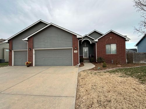 1318 E Woodbrook St, Derby, KS, 67037-3466 | Card Image