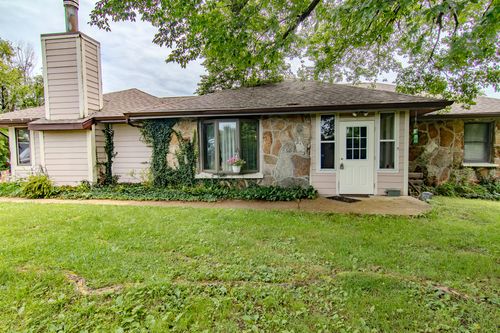 1746 Wall Rd, Mountain Grove, MO, 65711-2199 | Card Image