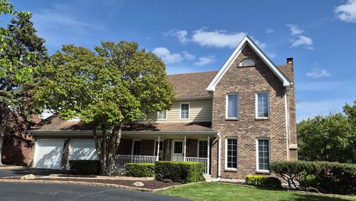 11547 Burr Oak Ln, Burr Ridge, IL, 60527-8010 | Card Image