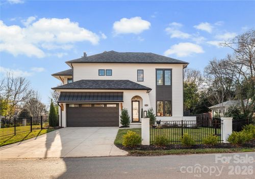 4142 Pineview Rd, Charlotte, NC, 28211-1516 | Card Image