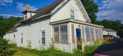 888 Pleasant St, West Rutland, VT, 05777-9567 | Card Image