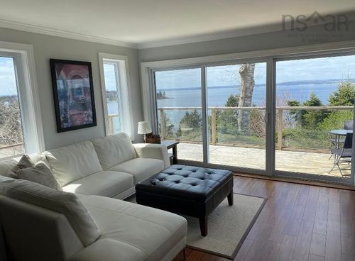 11635 Peggys Cove Rd, Seabright, NS, B3Z2Y1 | Card Image