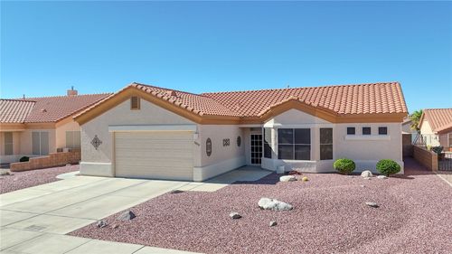2875 Moonlight Dr, Bullhead City, AZ, 86442-8688 | Card Image