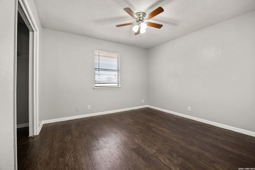 222 Merida St, San Antonio, TX, 78207-7700 | Card Image