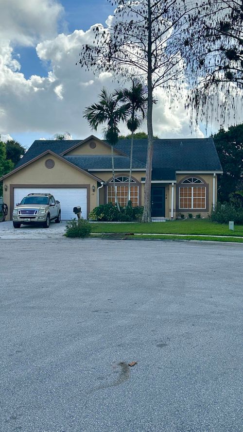 112 Princess Ct, Royal Palm Beach, FL, 33411-1571 | Card Image