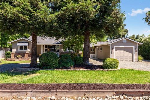 5531 North Avenue, Carmichael, CA, 95608 | Card Image