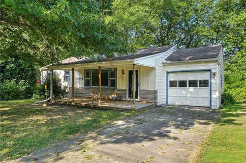 406 Patton Ave, Farrell, PA, 16121-1707 | Card Image