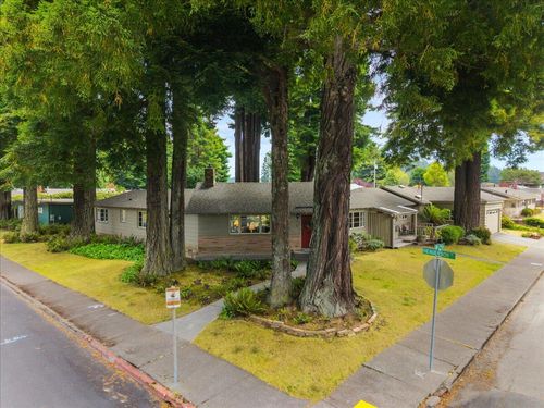 1604 Henderson Street, Eureka, CA, 95501 | Card Image