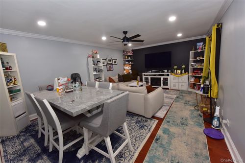 apt-b74-87 204th St, Hollis, NY, 11423-1566 | Card Image