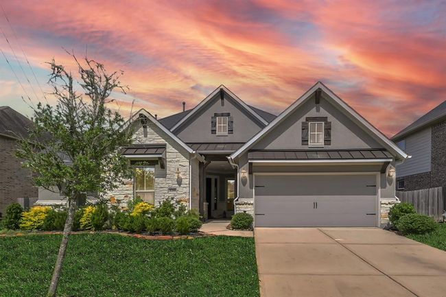 31268 New Forest Park Ln, House other with 4 bedrooms, 2 bathrooms and 3 parking in Spring TX | Image 4