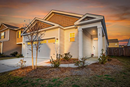 320 Bear Paw Ln, Summerville, SC, 29486-7071 | Card Image