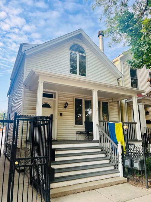 g-1350 W Webster Ave, Chicago, IL, 60614-0038 | Card Image