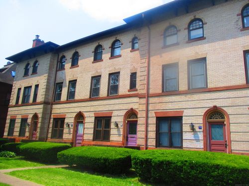 d2a-71A Imlay St, Hartford, CT, 06105-3609 | Card Image