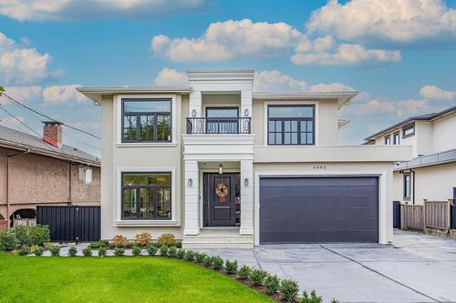 6902 Kitchener St, Burnaby, BC, V5B2J9 | Card Image