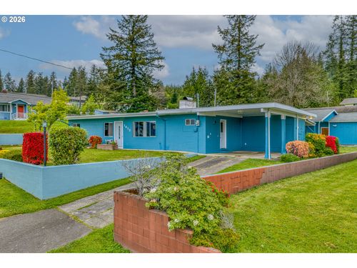 1615 19th St, Myrtle Point, OR, 97458-1657 | Card Image
