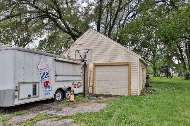 025-Detached-Garage | Image 25