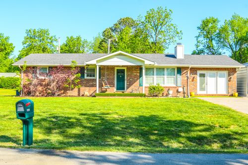 1235 Springdale Dr, Cookeville, TN, 38501-3770 | Card Image