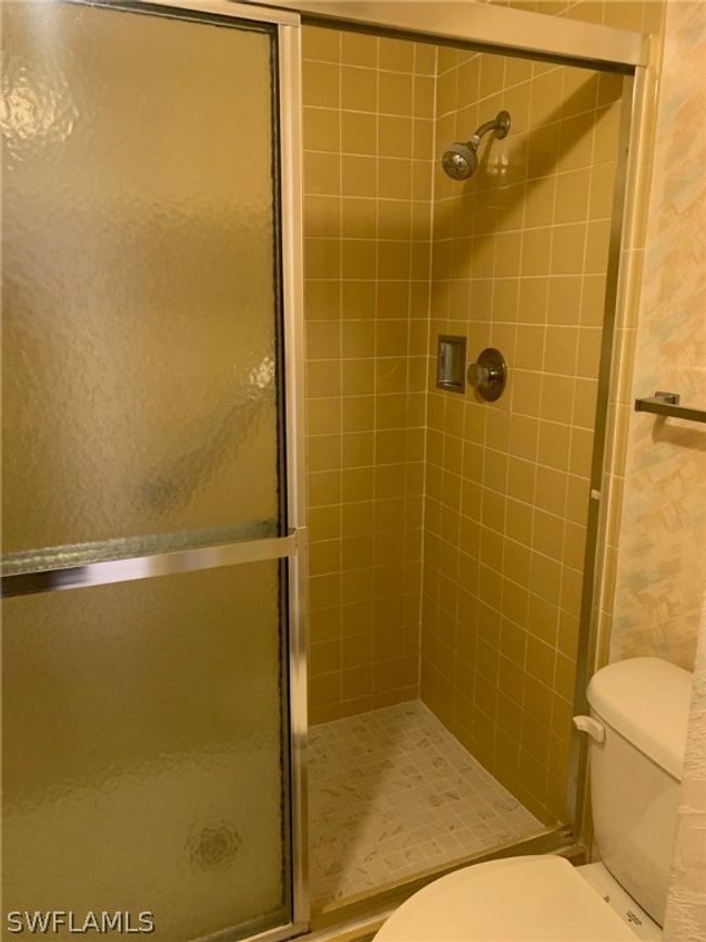 Master Bathroom Tile Shower | Image 12