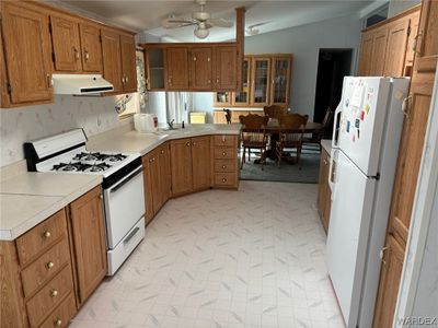 Kitchen | Image 2