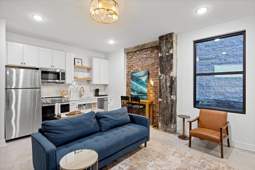 407-c-117 E 7th St, Chattanooga, TN, 37402-1952 | Card Image