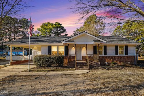 2113 James Slaughter Rd, Fuquay Varina, NC, 27526-7804 | Card Image