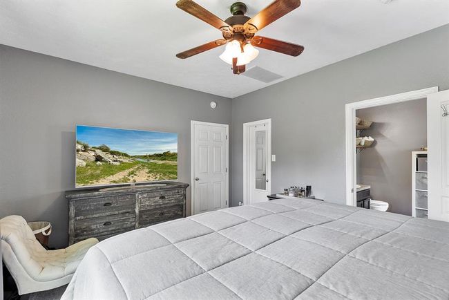 454 Fishhawk Way, House other with 3 bedrooms, 2 bathrooms and 2 parking in Crosby TX | Image 15