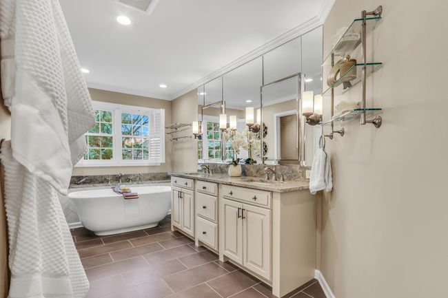 4461 Longmeadow Dr, House other with 4 bedrooms, 4 bathrooms and 3 parking in Gurnee IL | Image 35