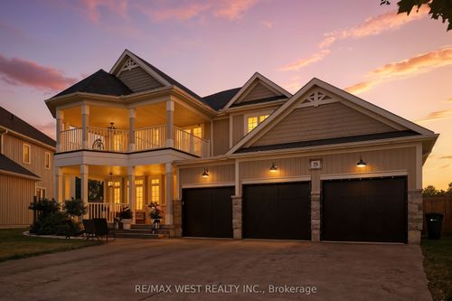 15 Dunn Crt, Angus, ON, L3W0N4 | Card Image