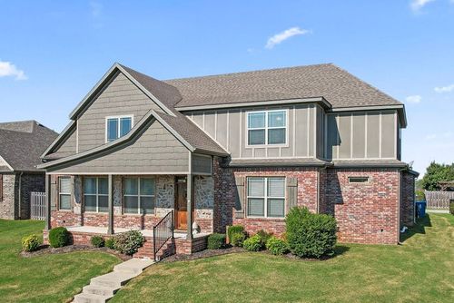 3101 Ne Doyle Dr, Bentonville, AR, 72712-9249 | Card Image