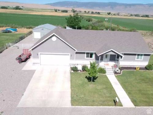 251 580, Monroe, UT, 84754-4299 | Card Image