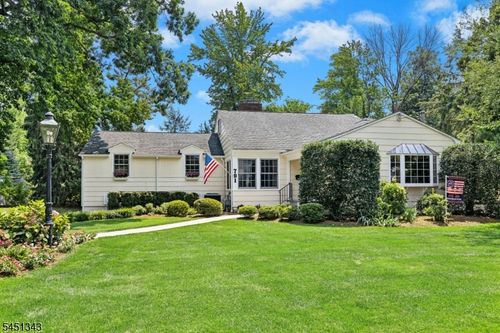 791 Knollwood Ter, Westfield, NJ, 07090-3418 | Card Image