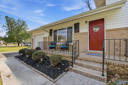 10000 Hogan Dr Se, Huntsville, AL, 35803-1038 | Card Image