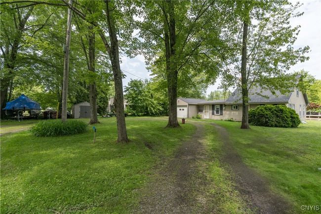 8450 Tuttle Rd, House other with 2 bedrooms, 2 bathrooms and null parking in Bridgeport NY | Image 8
