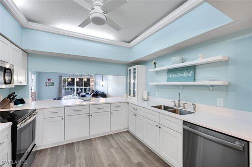 apt-203-6030 Chardonnay Ln, NAPLES, FL, 34119-4732 | Card Image