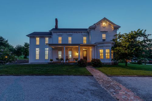 41 Short Rd, Paint Lick, KY, 40461-9562 | Card Image