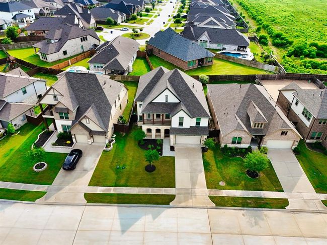 6026 Lake Bridge Ln, House other with 4 bedrooms, 4 bathrooms and 2 parking in Manvel TX | Image 48