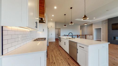 928 Milborne Ln Nw, Rochester, MN, 55901-3304 | Card Image