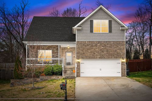 2204 Killington Dr, Clarksville, TN, 37040-0501 | Card Image