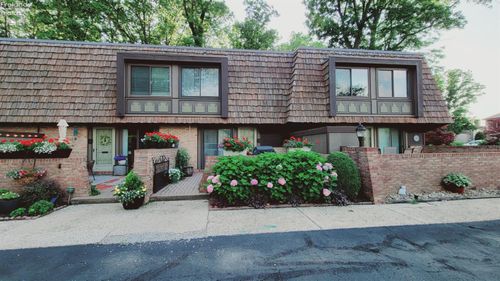 apt-2-1120 By The Shores Dr, Huron, OH, 44839-1925 | Card Image