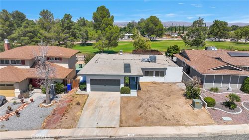 14075 Wimbleton Dr, Victorville, CA, 92395-4356 | Card Image