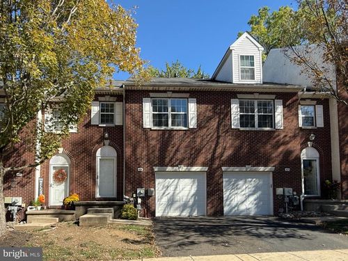 66-404 Dylan Dr, LANSDALE, PA, 19446-1574 | Card Image