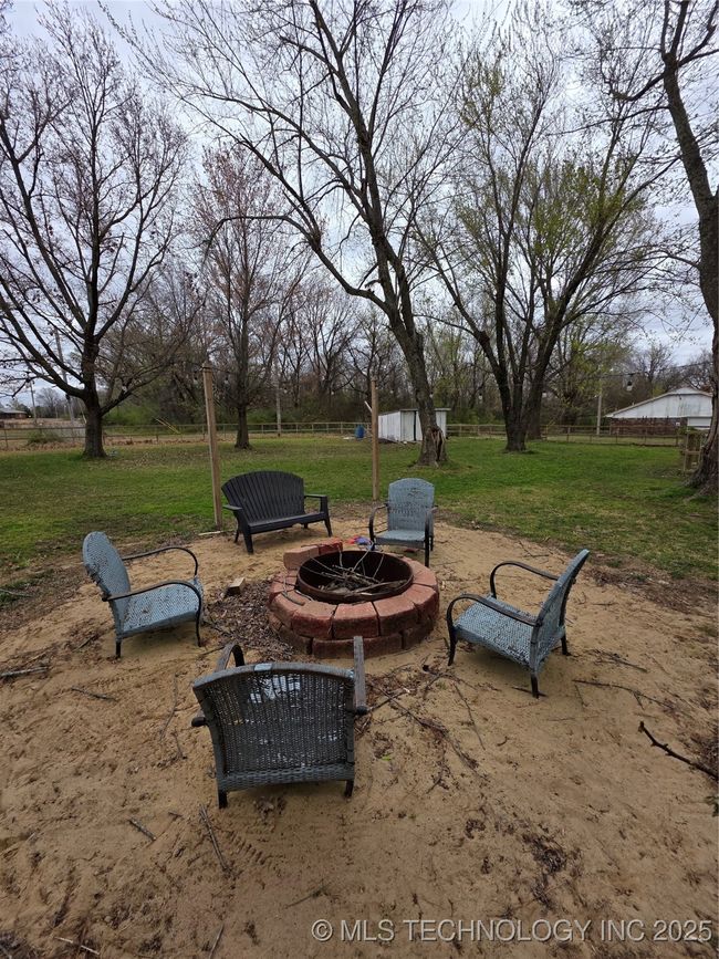 Fire Pit Area | Image 5