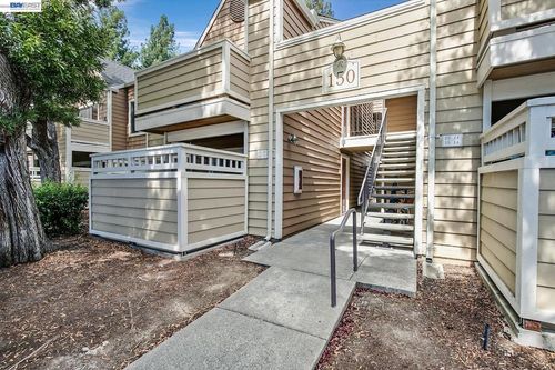 13-150 Reflections Dr, San Ramon, CA, 94583-4728 | Card Image