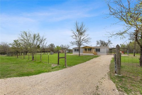 1014 Doe Run, Caldwell, TX, 77836-8025 | Card Image