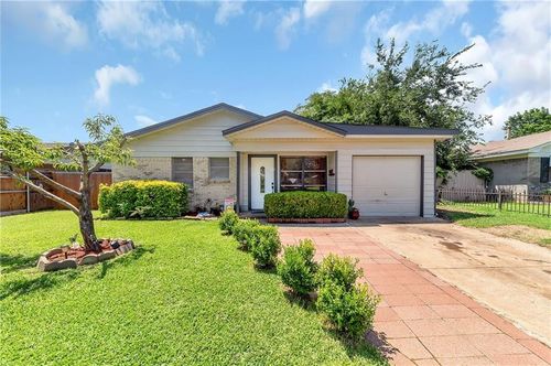 712 Ridgecrest Dr, Lewisville, TX, 75067-4529 | Card Image