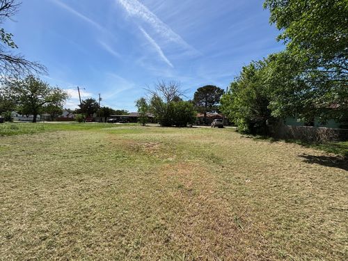 1025 Hirschi Lane, Wichita Falls, TX, 76306 | Card Image