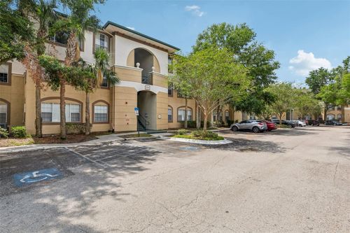 apt-514-17104 Carrington Park Dr, TAMPA, FL, 33647-2624 | Card Image